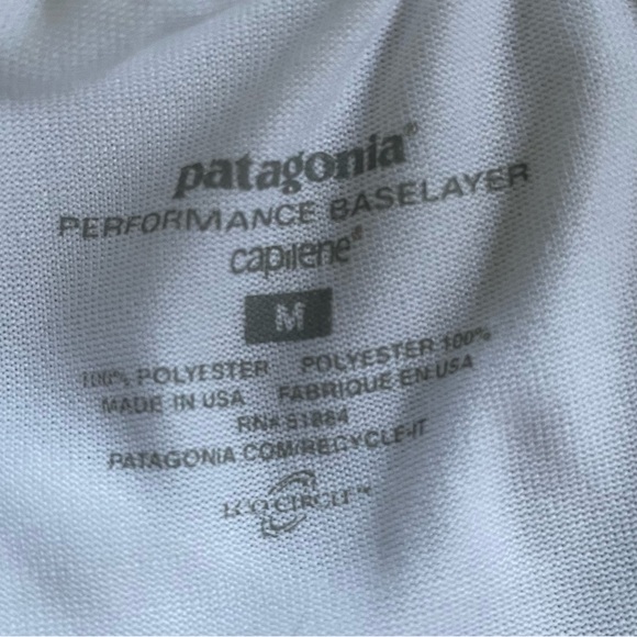 Patagonia Men’s White Performance Base layer Size Medium - Picture 8 of 10